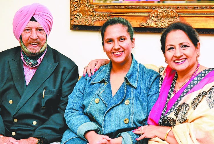 Punjabi folk singer Dolly Guleria Interview on The Nightingale of Punjab Surinder Kaur