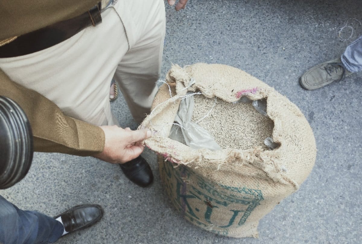 delhi accused of cumin making with broom crush reveals making fennel with distemper