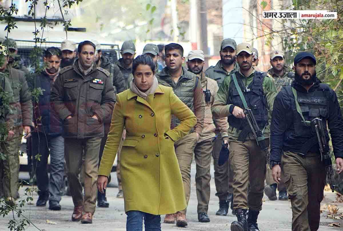 Relatives and family members of detained Politicians came to meet them at MLA Hostel in Srinagar