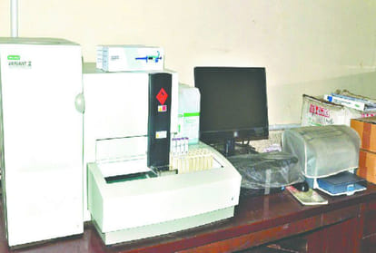 Machines for patients imprisoned in SN's store doctors could not fix fees