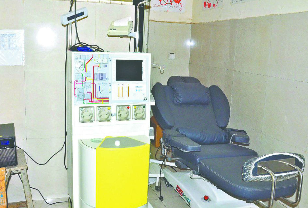 Machines for patients imprisoned in SN's store doctors could not fix fees