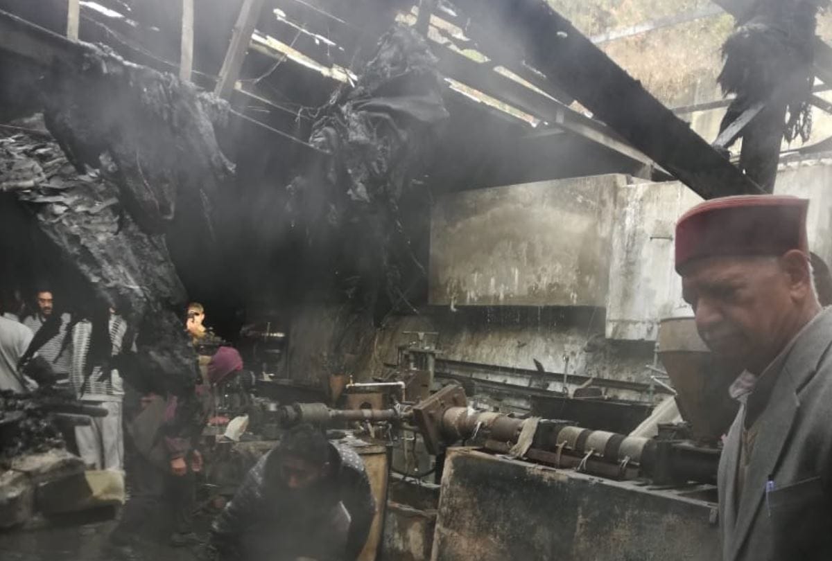 fire in bal mukund industry in chambaghat in solan in himachal pradesh