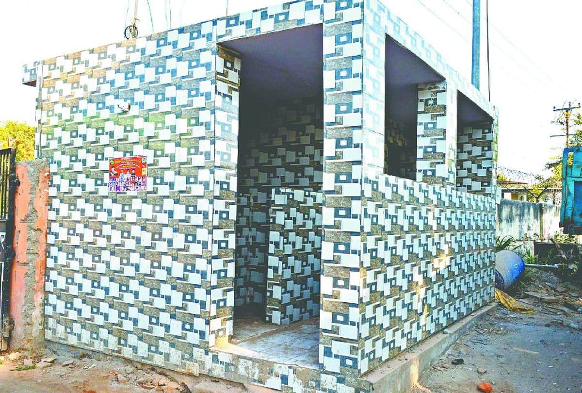 Second installment will be available only after construction of toilets under Swachh Bharat Mission
