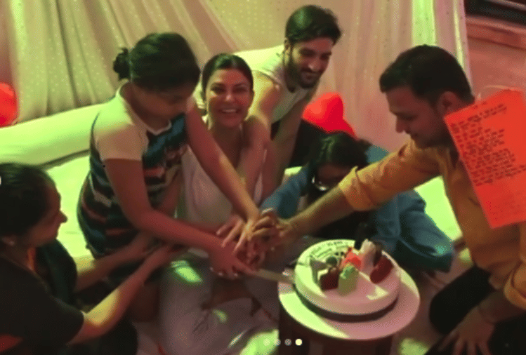 sushmita sen birthday surprise party from rohman shawl