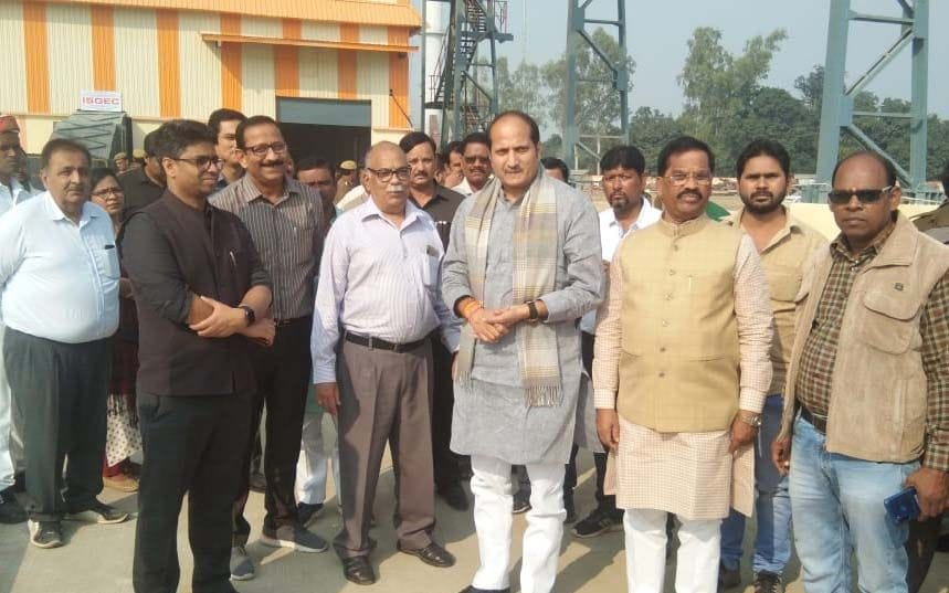 up cm today in Basti inagureted  suger cine  mil