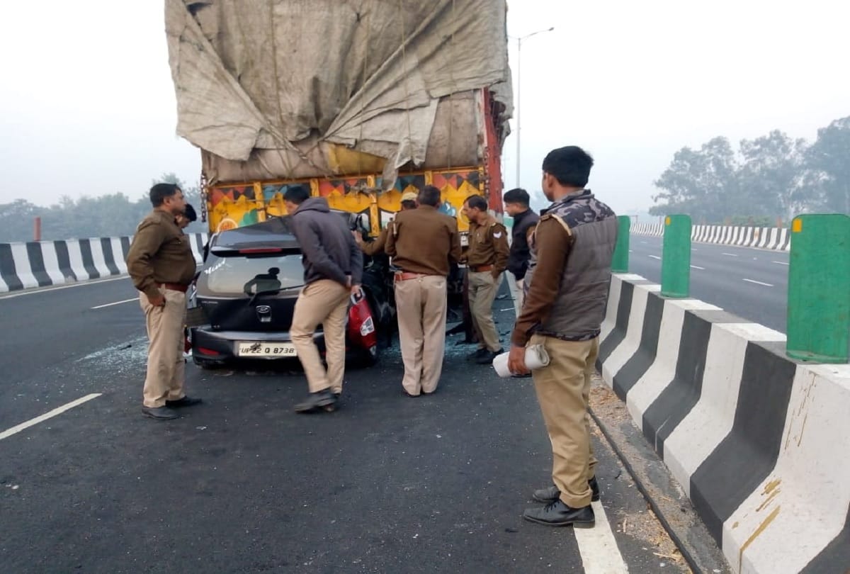 big road accident on national highway in hapur