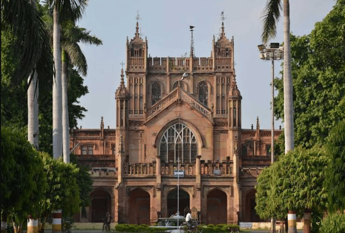 BHU Muslim sanskrit professor Dr Firoz Khan controversy, Top 10 Sanskrit University in India images