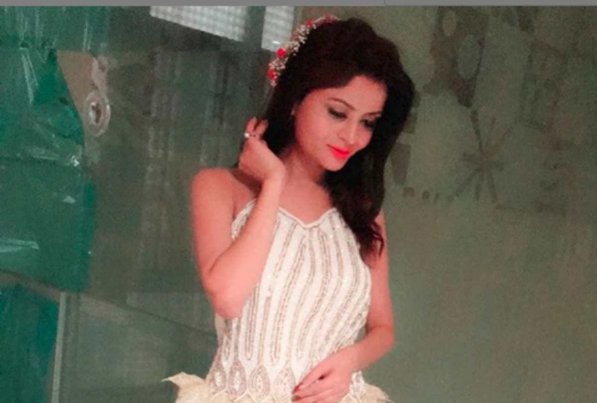 Gehana Vasisth said Mumbai cops selectively targeting me dont know why