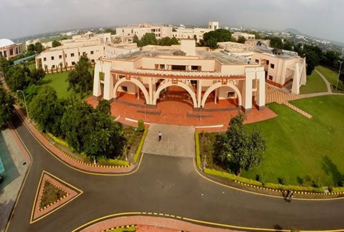 IIT Indore and IIM Indore to offer a two-year Master of Science programme in Data Science and Management