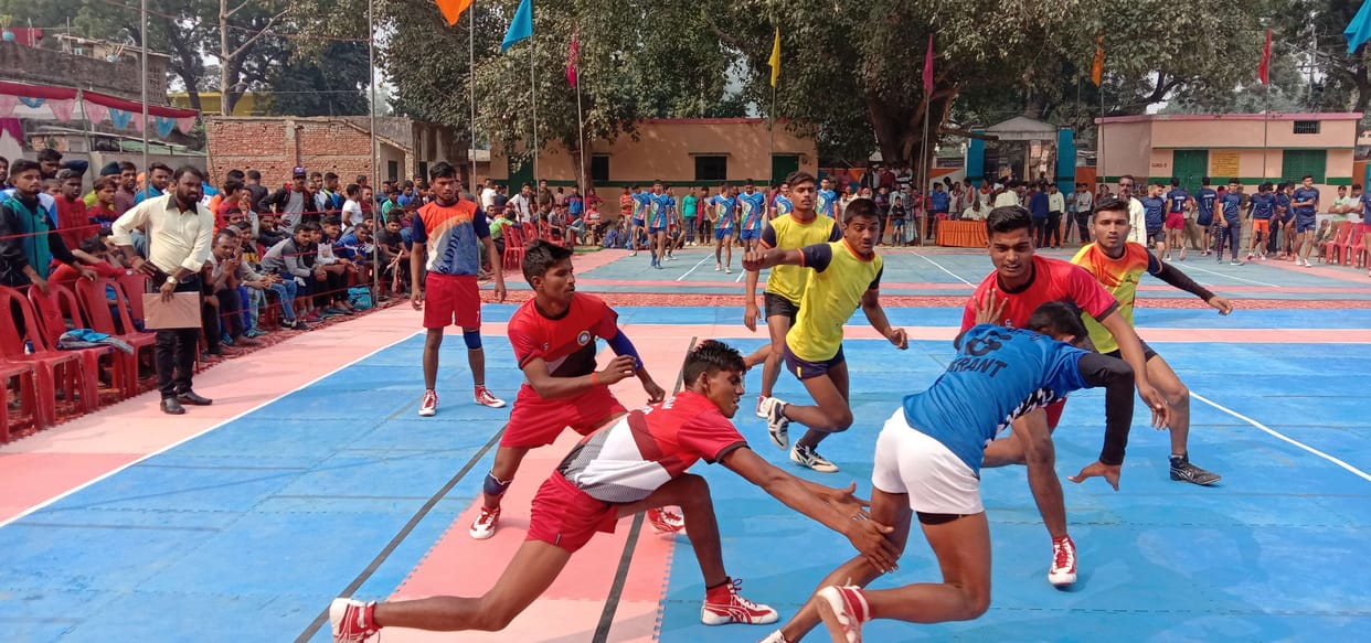 Kabaddi Competition: Agra, Aligarh, Lucknow and Saharanpur in quarter finals