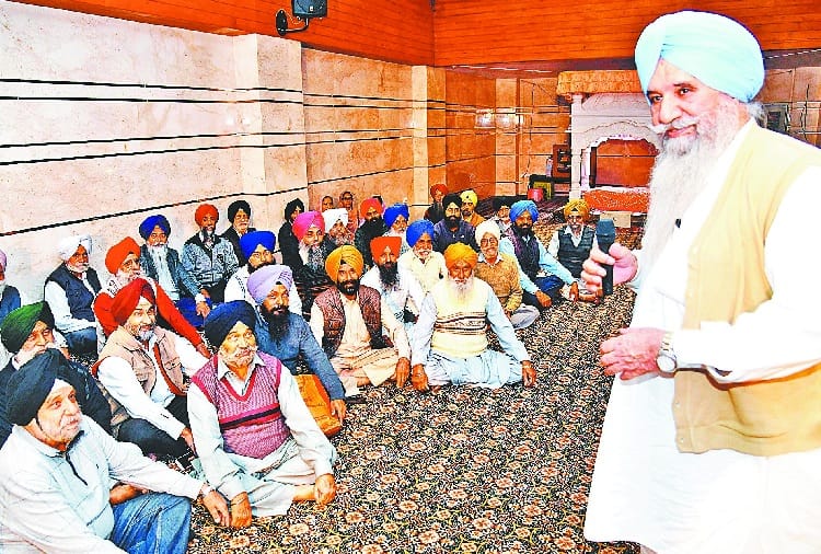 Gurudwara Management Committee Decision Regarding Siropa and Cake Cutting Ceremony