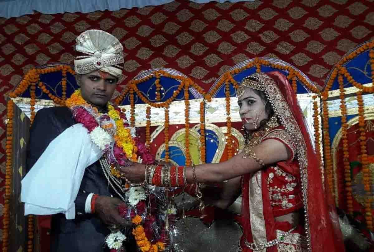 Muslim sisters decorated Hindu bride