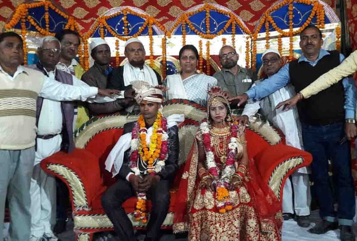 Muslim sisters decorated Hindu bride