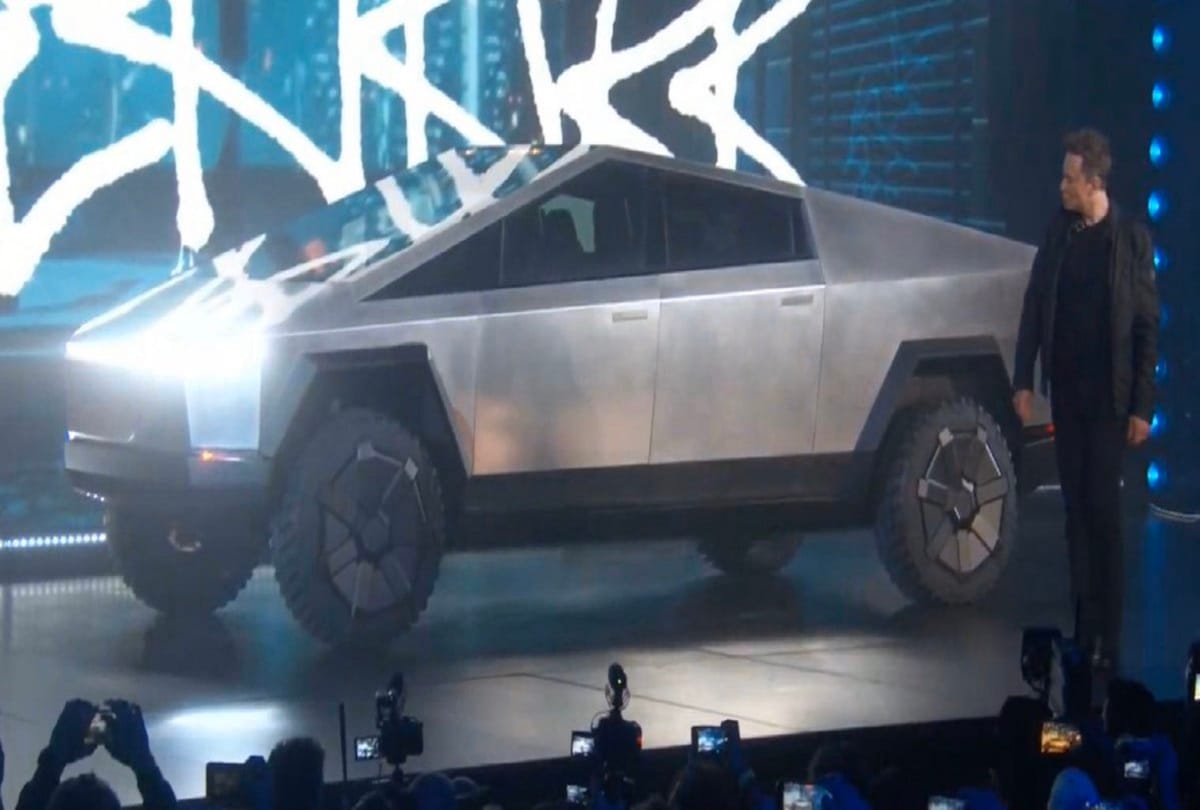Tesla CEO Elon Musk Launched Tesla Cybertruck know price and Specification