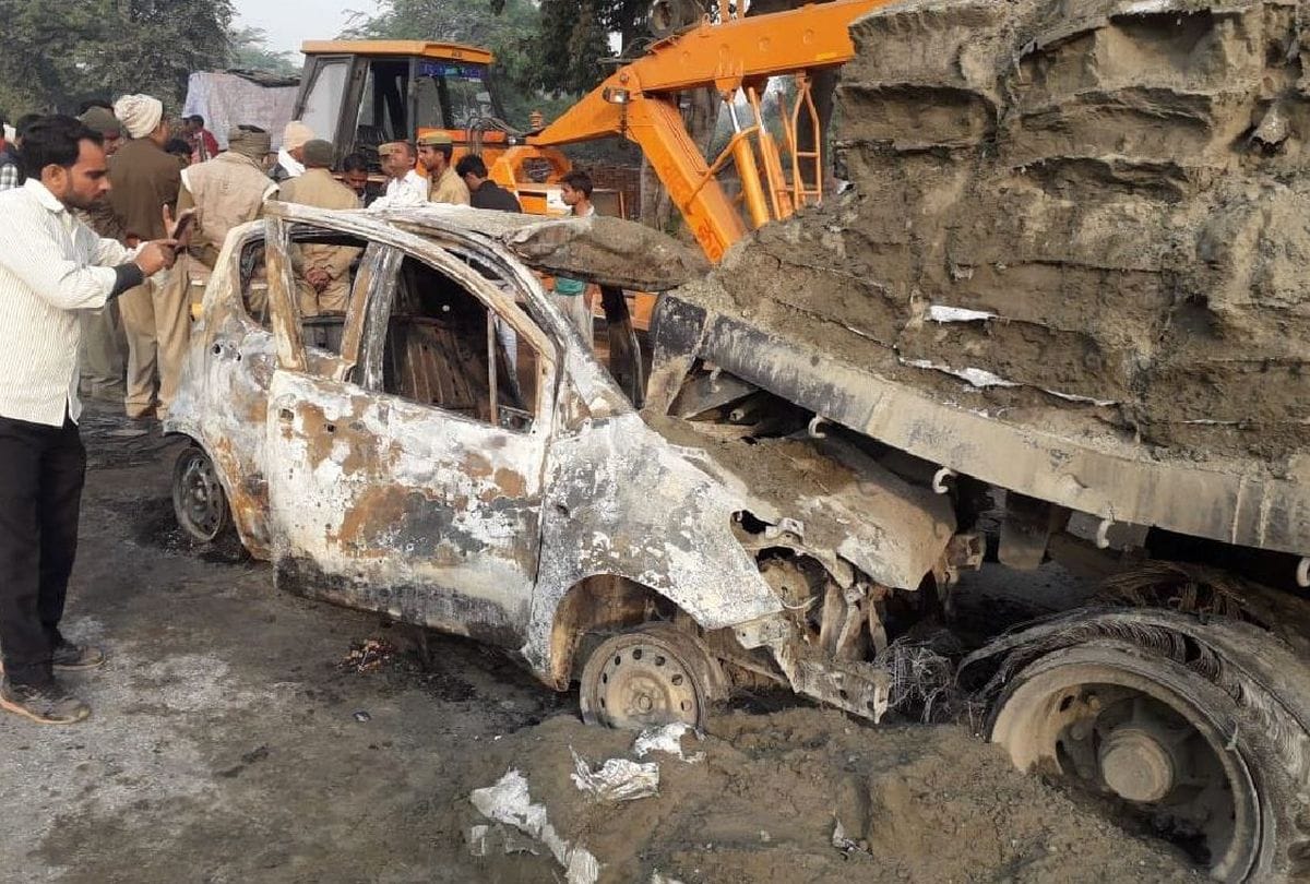 car accident in etah uttar pradesh