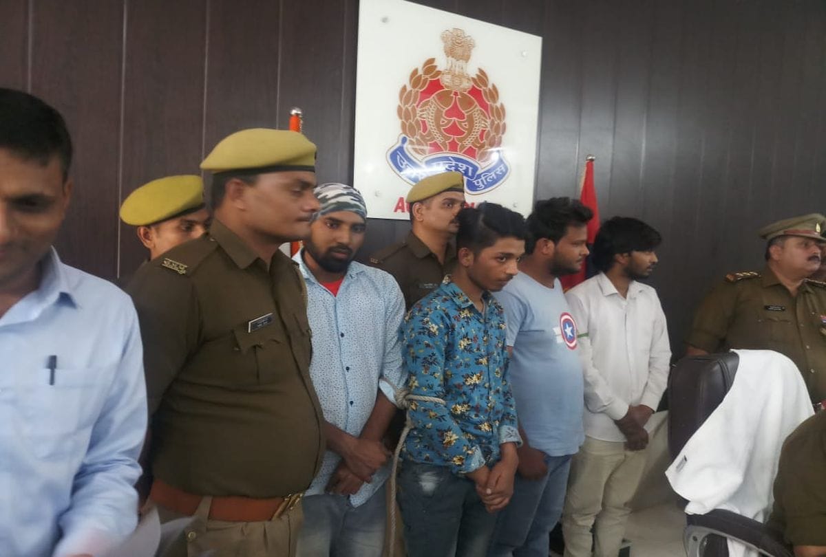 four youth arrested for online fraud in agra