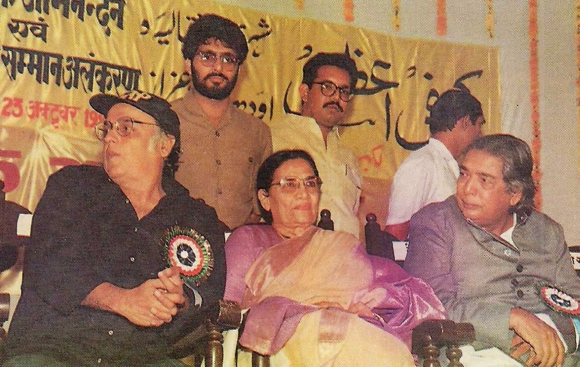Mourning with the death of actress Shaukat Azmi