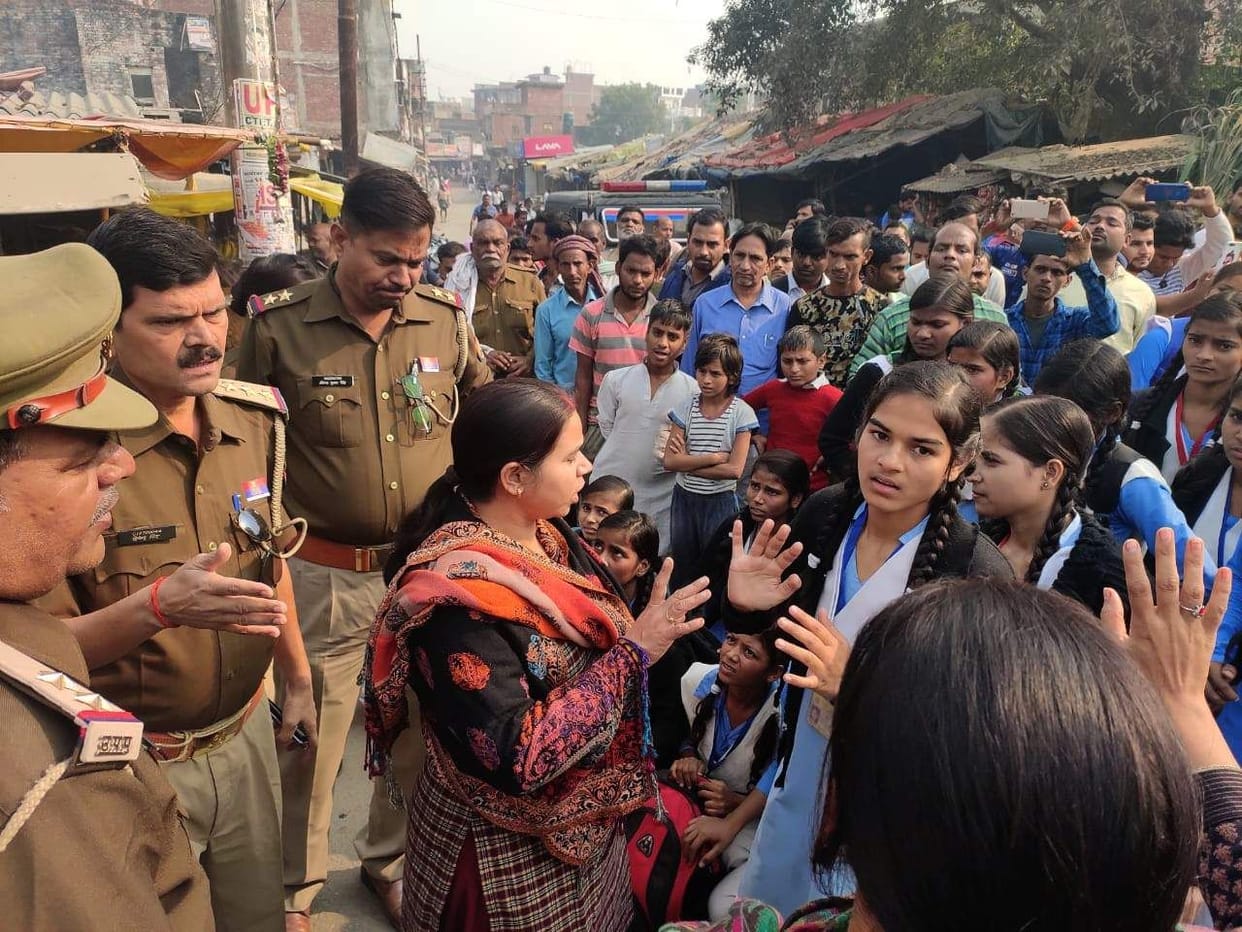 Students angry on transfer of principal, jammed