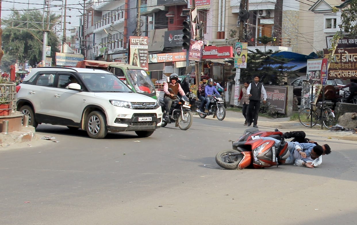 Vehicles running from wrong side are causing accidents