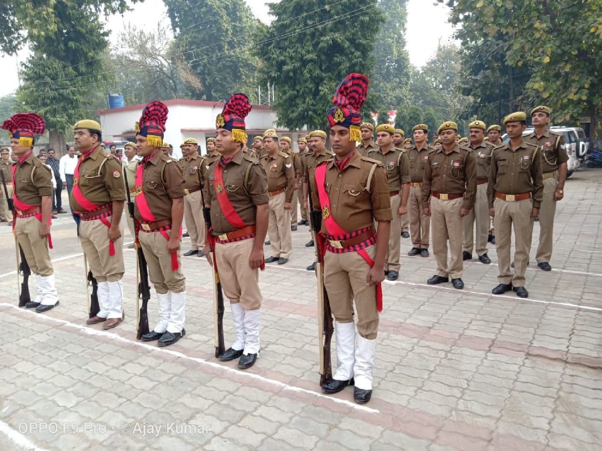 Policemen should be ready to serve the public