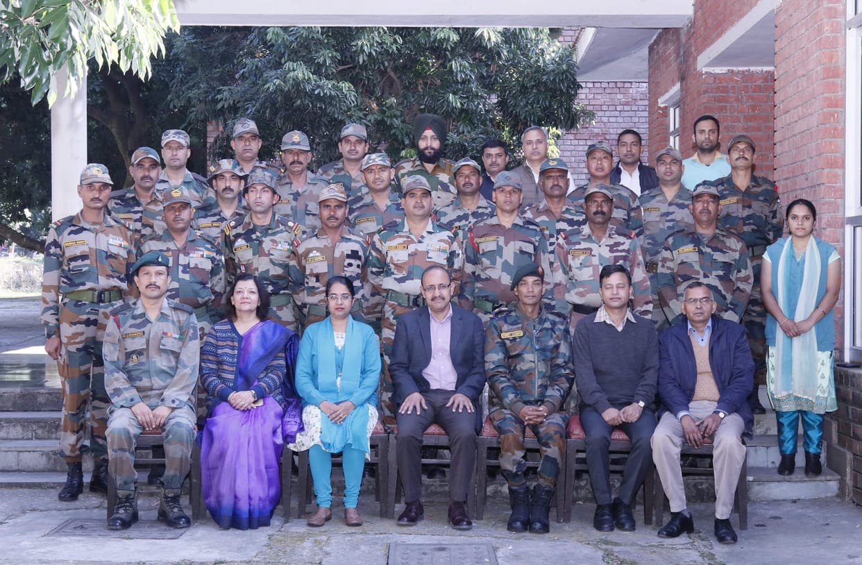The soldiers learned the method of forest protection