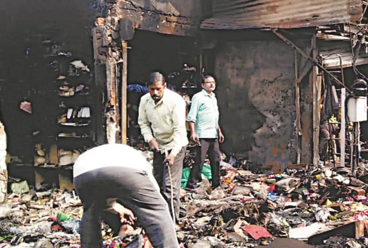 fire broke out in seven shops in lucknow