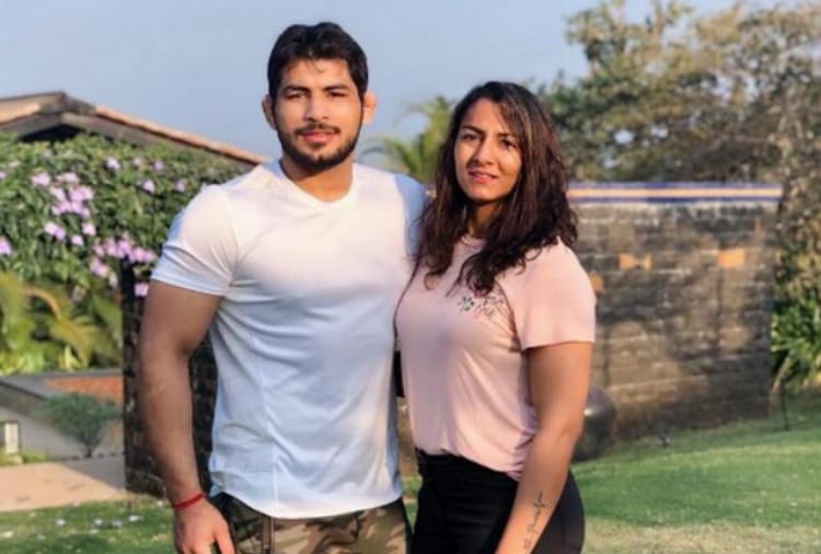 wedding of wrestlers with wrestlers, marriage trends