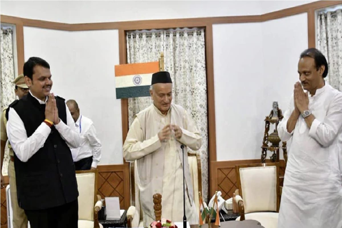 President rule revoke in Maharashtra at Saturday 5.27 am