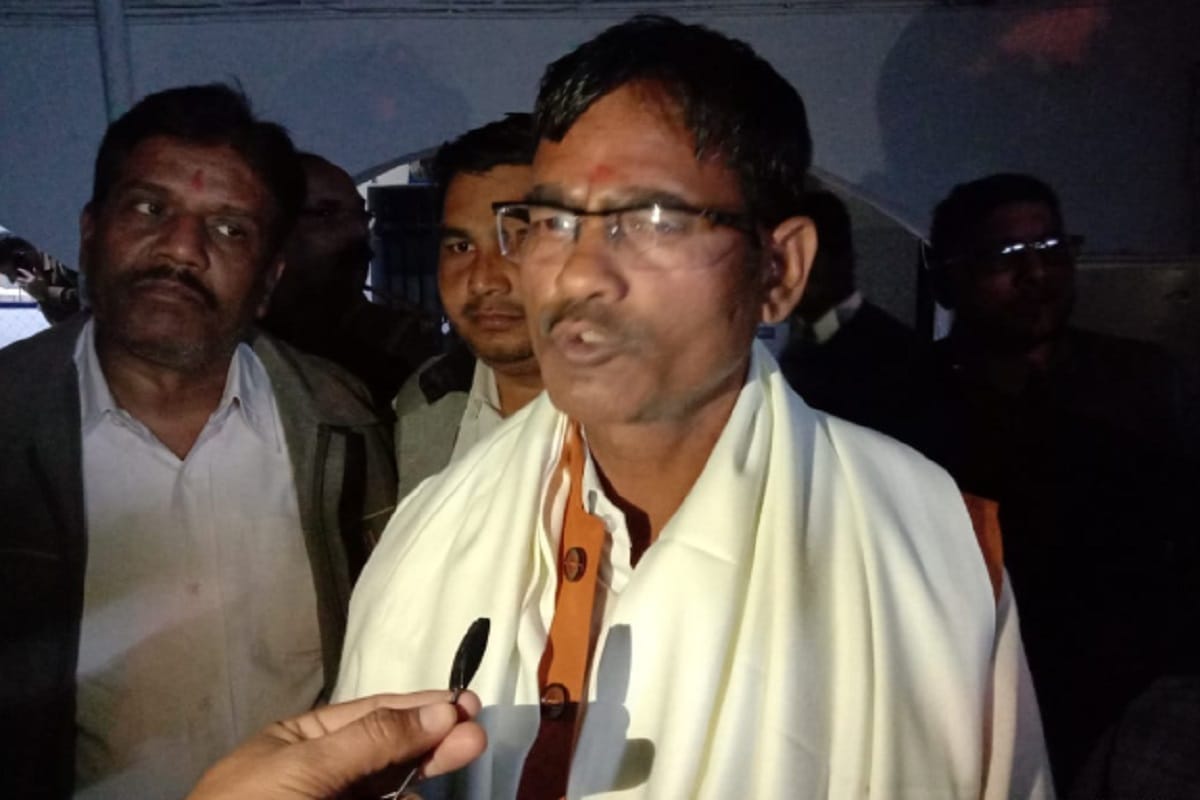 MLA chair went from BJP leader and read everything about statements of Vikram Saini