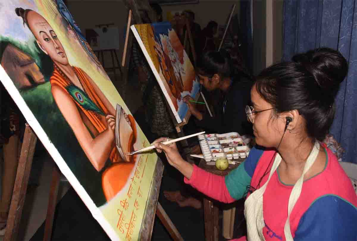 Muslim students made paintings based on Ramcharitmanas