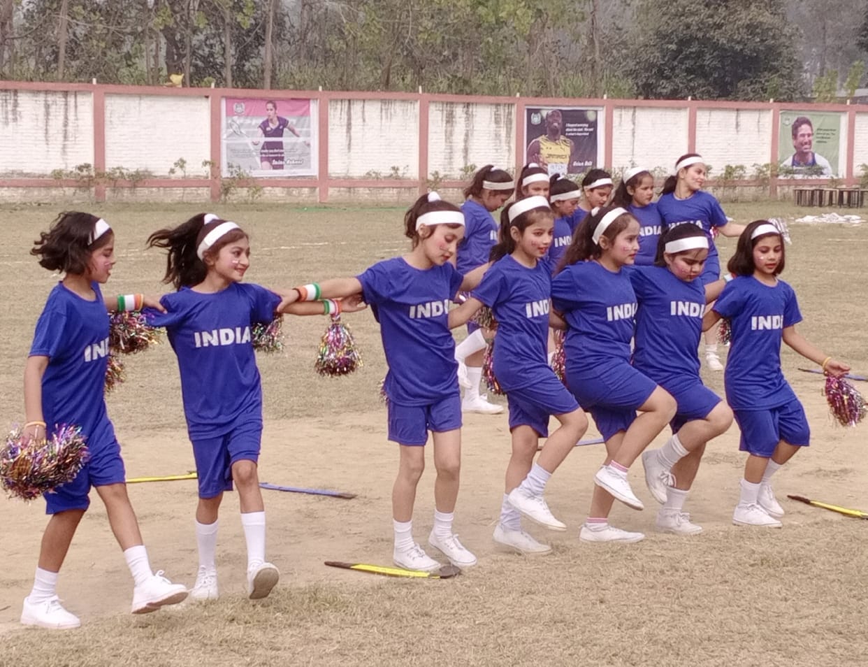 Children showered in cultural program