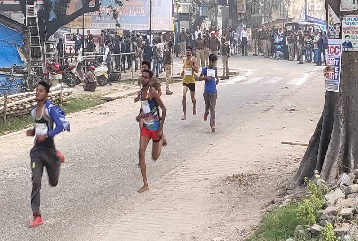Kiran of gorakhpur and Sunil of Ghazipur won the mini marathon