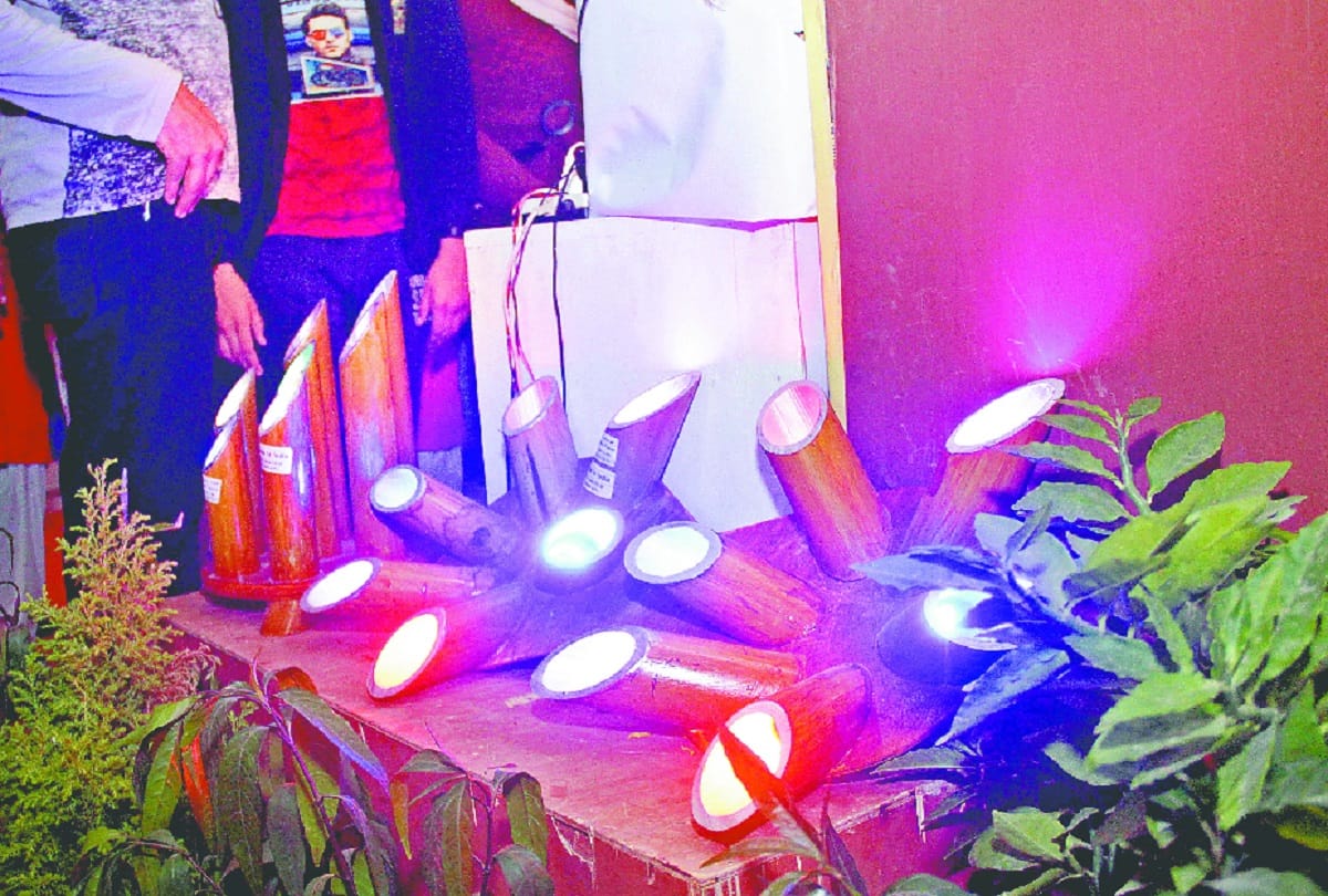 Lights made by rural women attracting visitors in trade fair