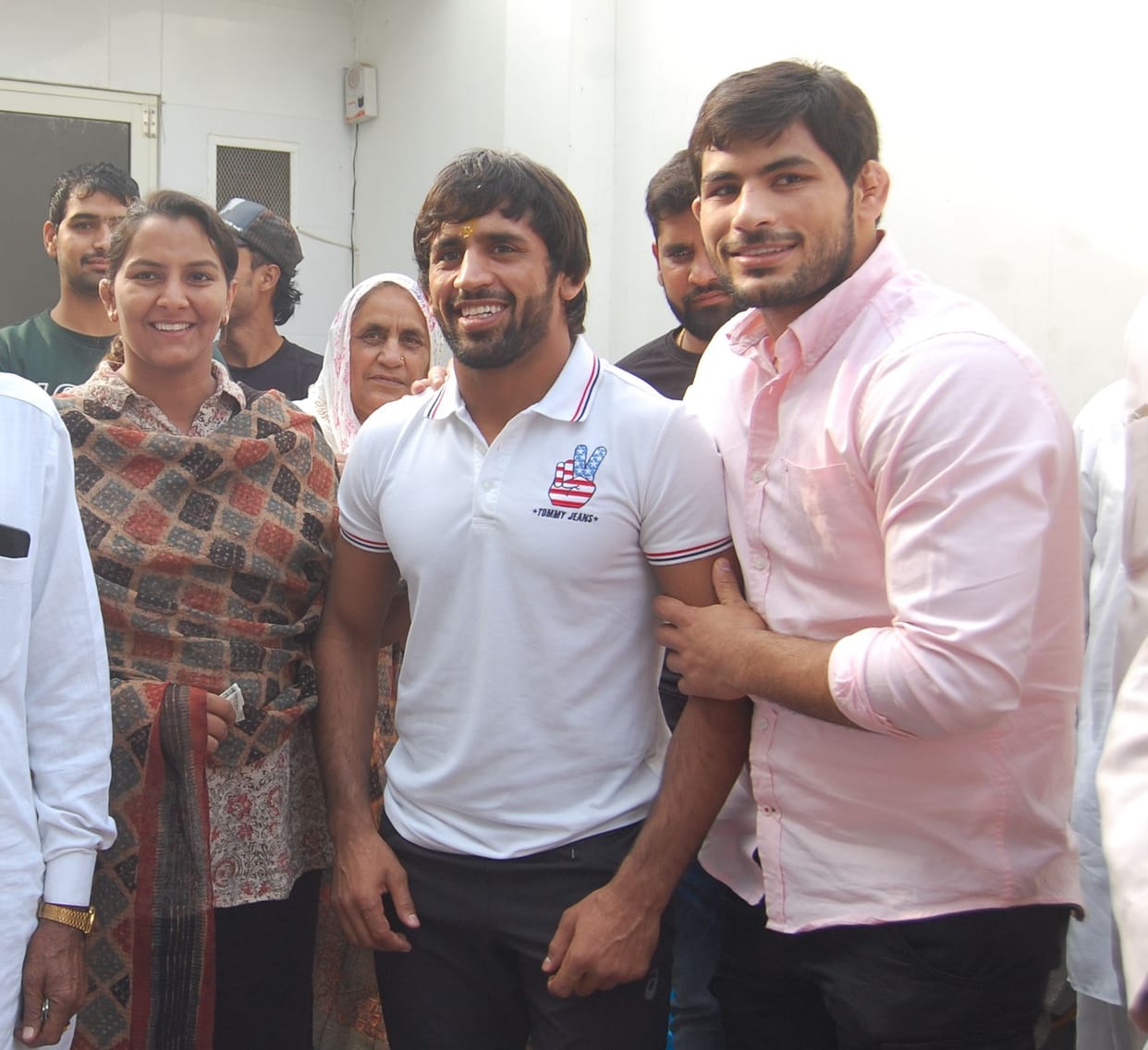 wrestler bajrang punia engagement with sangeeta faugat