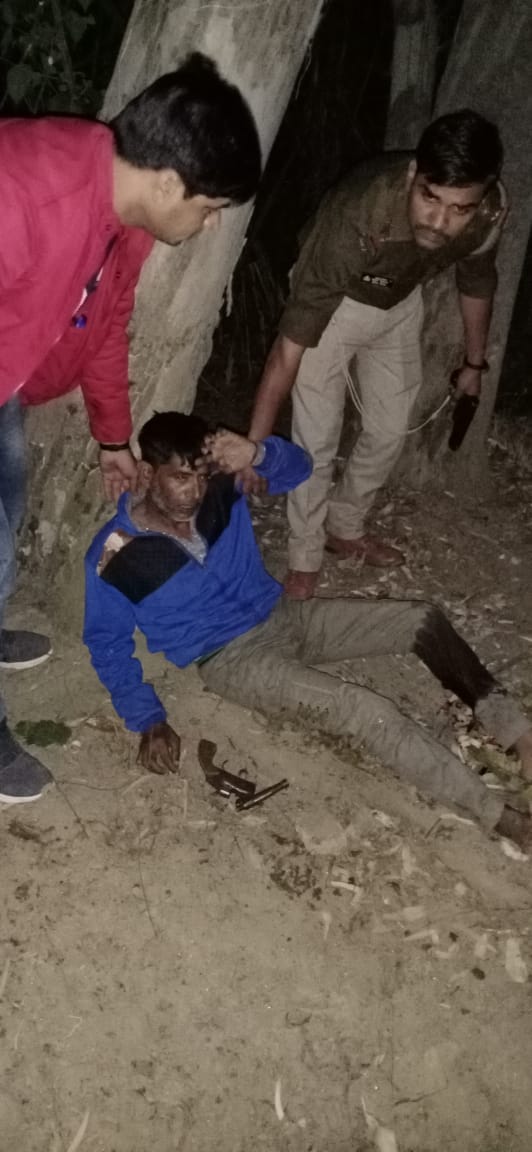 15 thousand prize crooks and soldiers injured in an encounter
