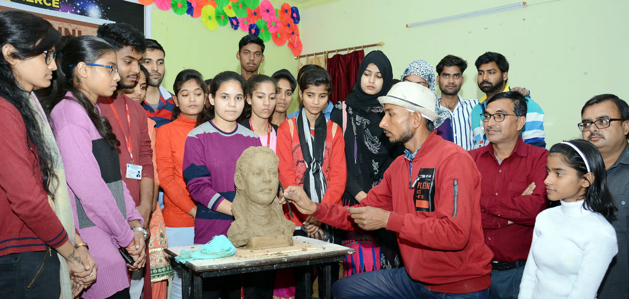 Teach students the tricks of idol art
