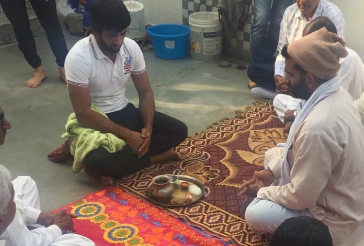 Wrestler Bajrang punia engagement with sangeeta phogat