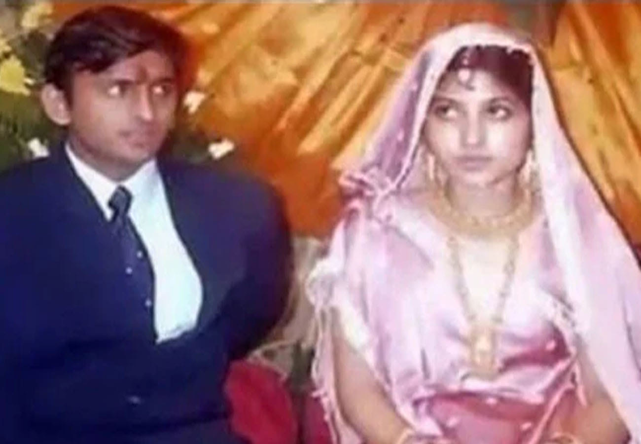 akhilesh yadav dimple wedding anniversary and love story