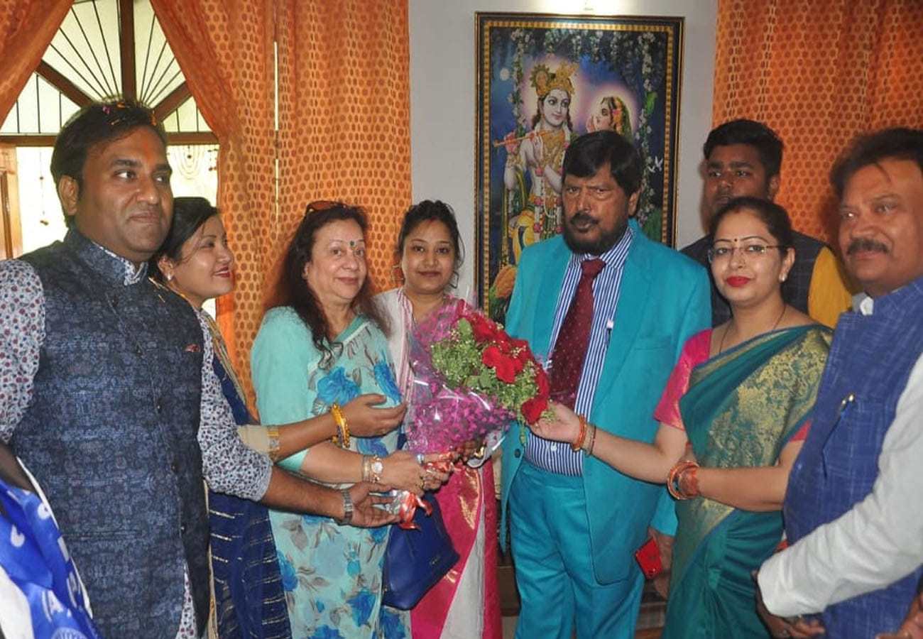 Ramdas Athawale gave big statement about Maharashtra government in kanpur
