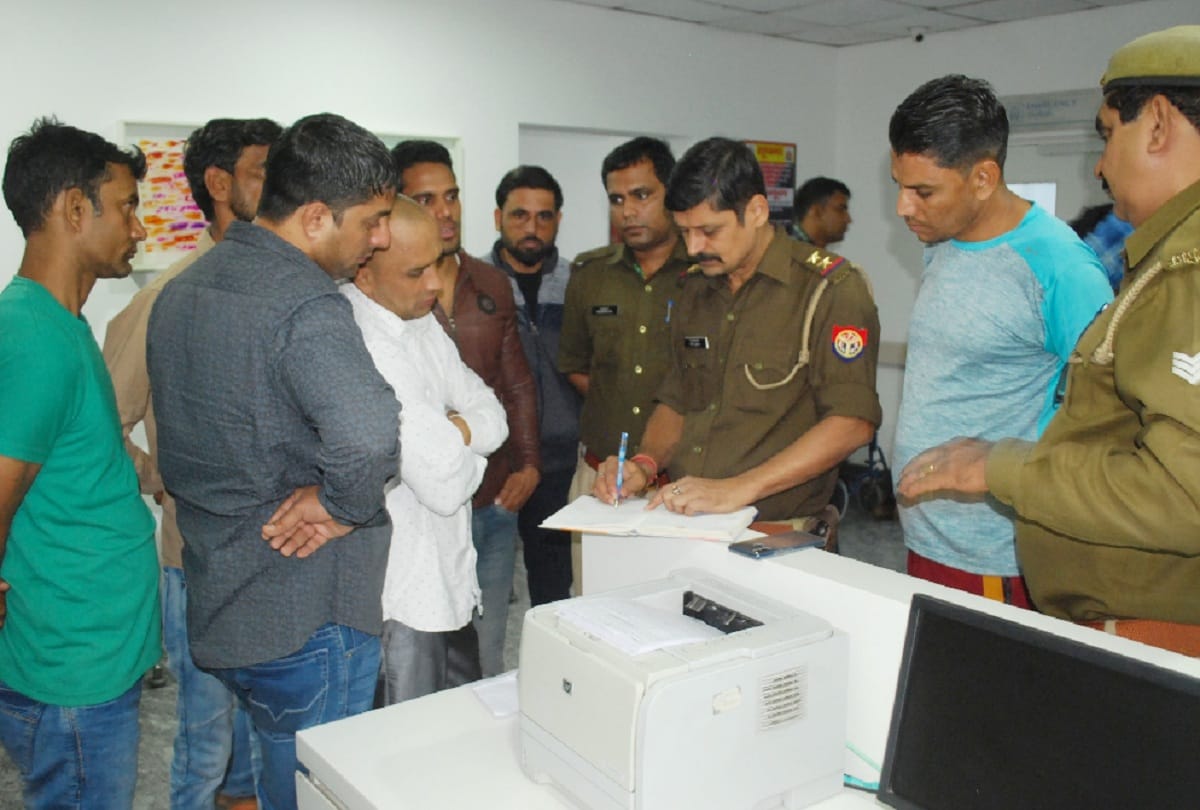 Bike riders firing in Barat one dead six injured in hapur