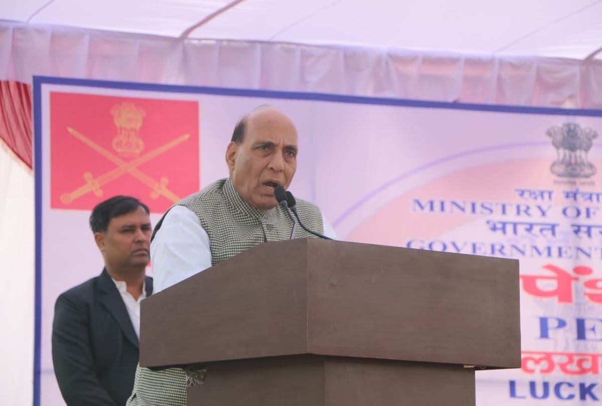 Rajnath singh says Fadnavis government will prove majority