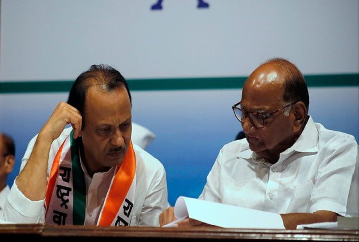 Ajit Pawar left stage in front of Sharad Pawar at National Convention of NCP