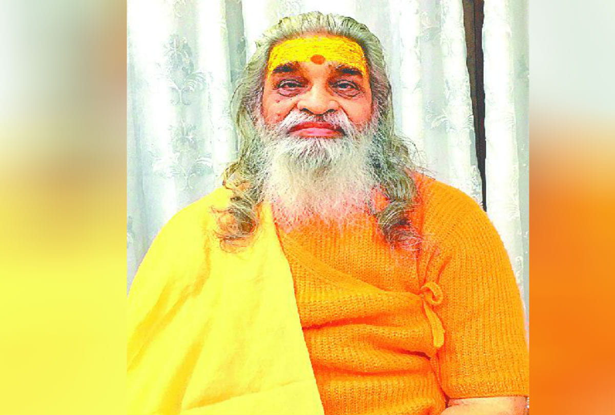 Swami Vasudevanand Saraswati Statement over bhu and Amu Aligarh in Agra