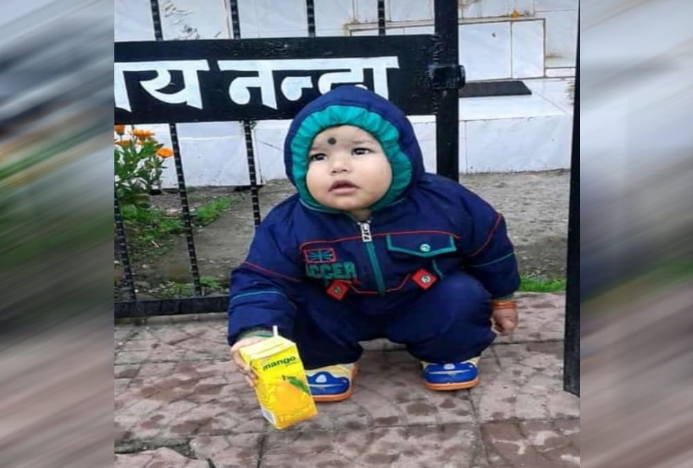 Vehicle crushed Two year old boy in pithoragarh during playing near restaurant