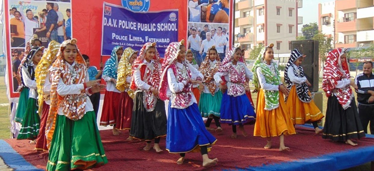 Message of patriotism given by presentation in rahgiri, cultural event, fatehabad