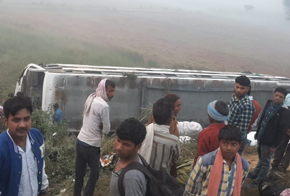 Double decker bus accident in Barabanki.