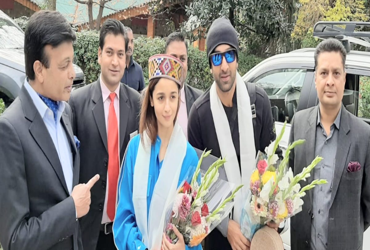 Alia Bhatt sings song with Ranbir Kapoor in the jungles of manali himachal