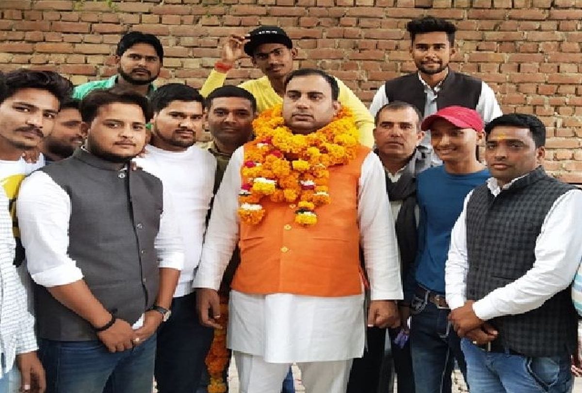 amit jani statement over akhilesh yadav and ajit pawar