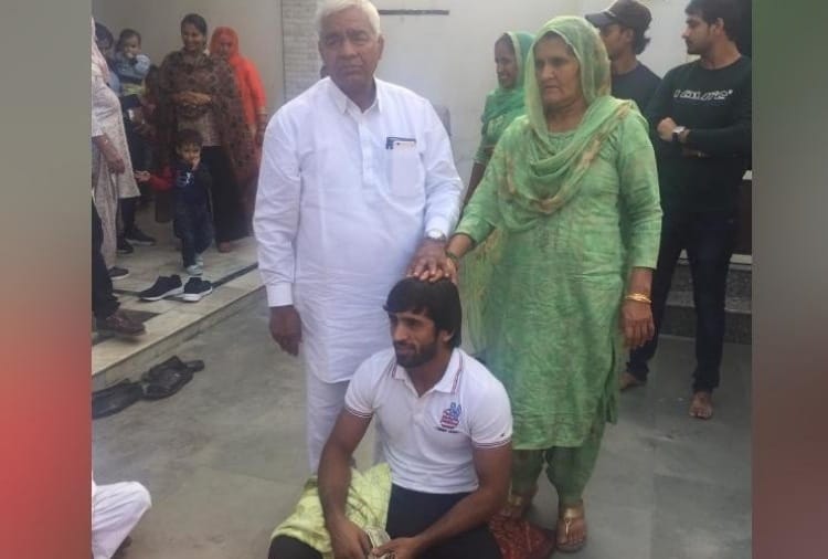 Indian Wrestler Bajrang Punia Wedding with Wrestler Sangeeta Phogat