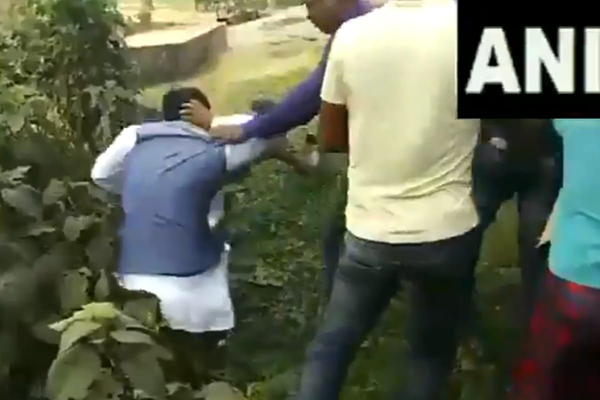 West Bengal BJP candidate for Karimpur bypoll manhandled and kicked allegedly by TMC workers